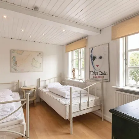 Five-bedroom Holiday In